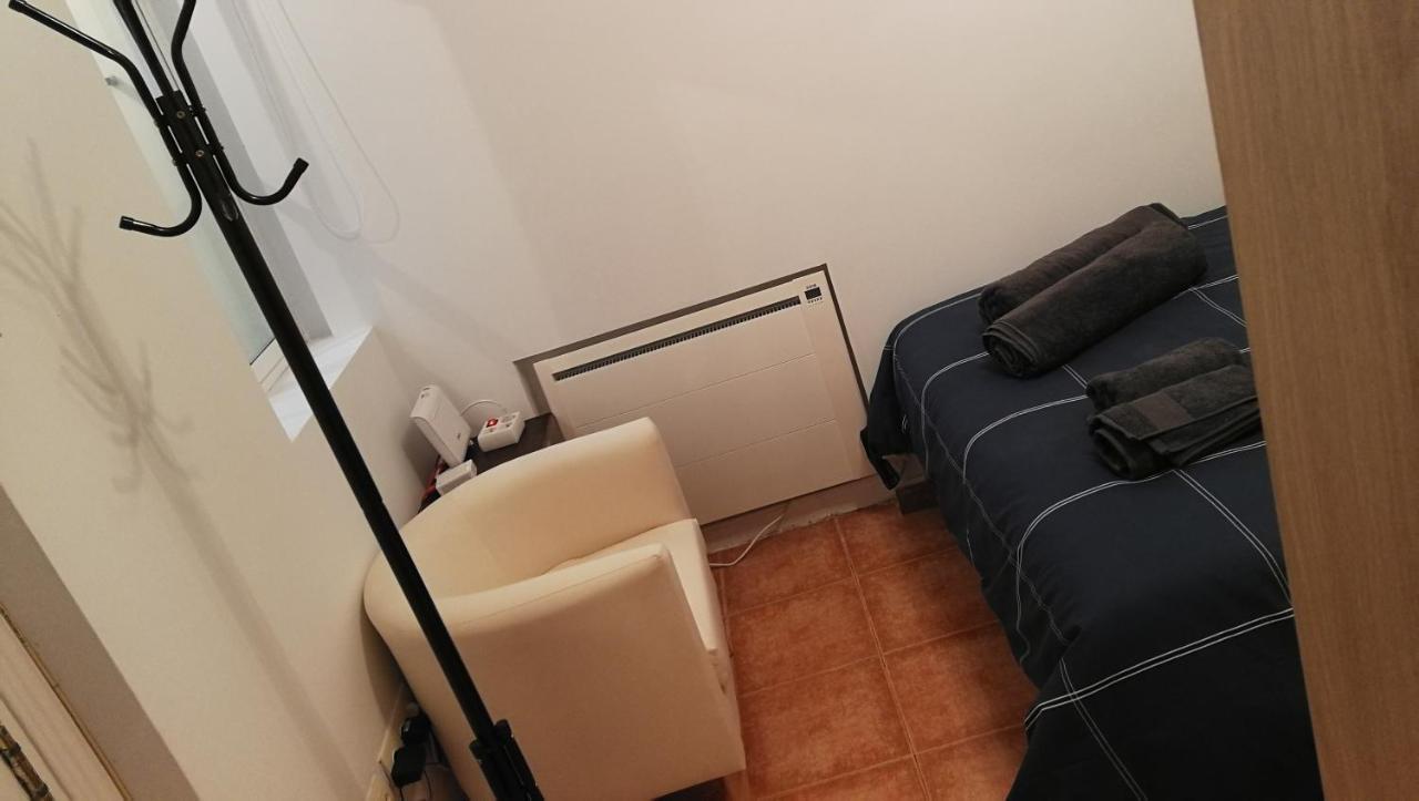 The Clock Apartment Madrid Ngoại thất bức ảnh