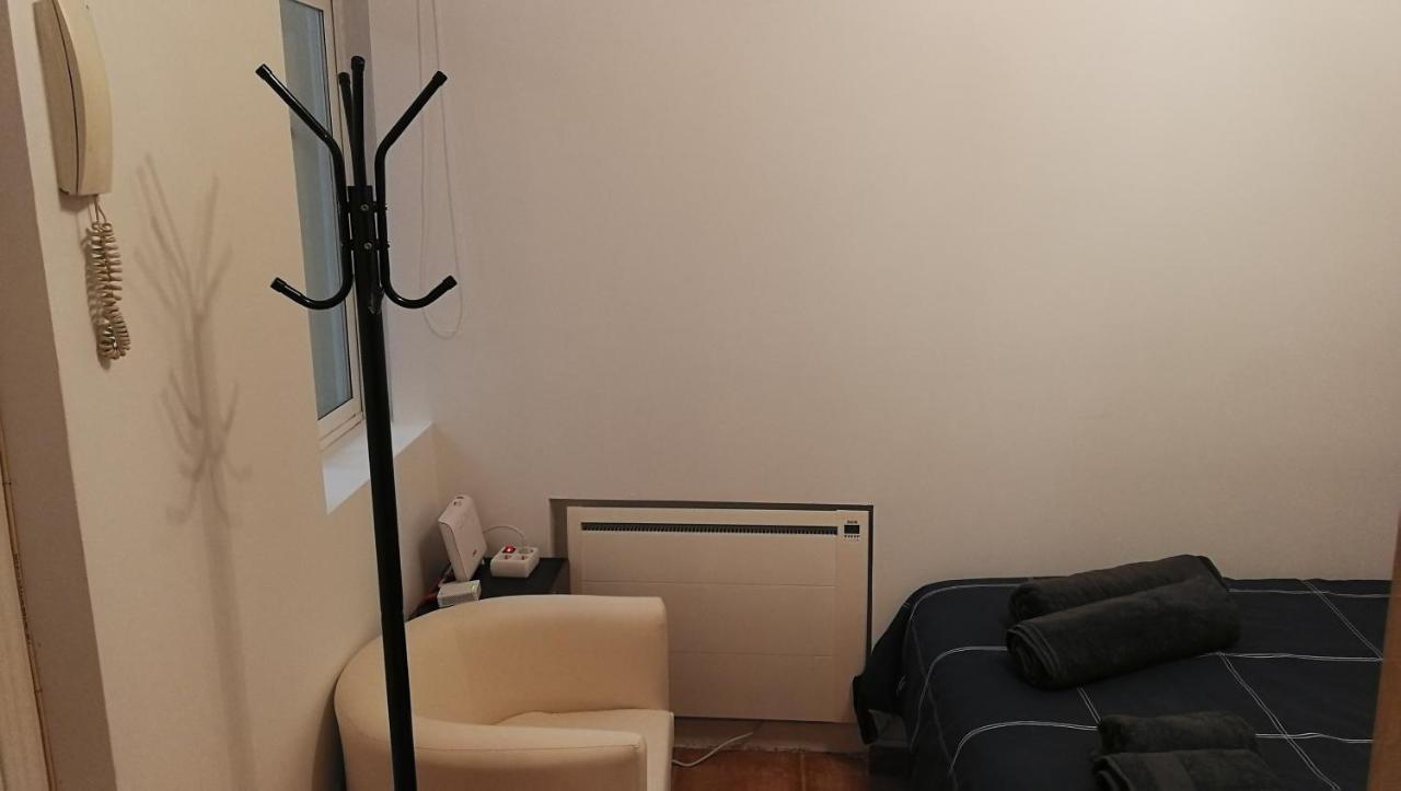The Clock Apartment Madrid Ngoại thất bức ảnh